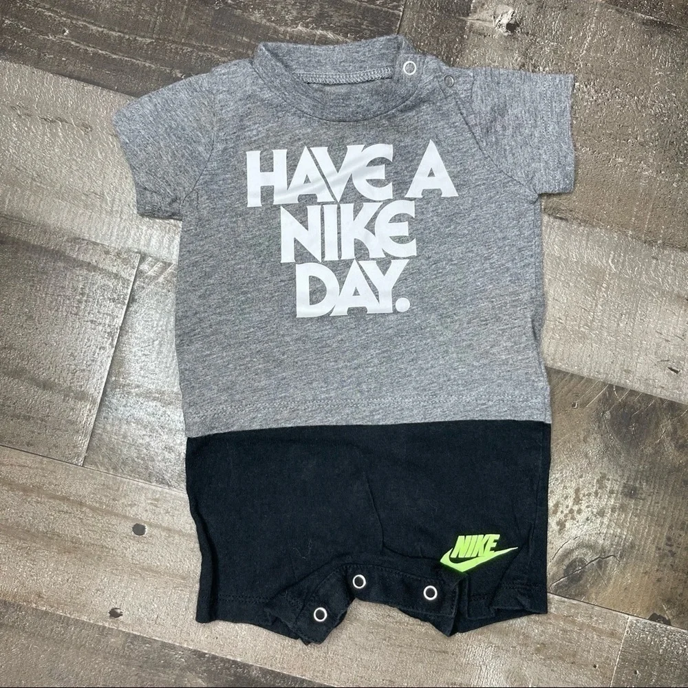 Nike Have A Nice Day Romper size 3 months